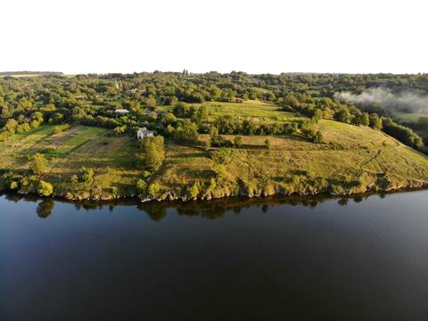 участок по адресу 