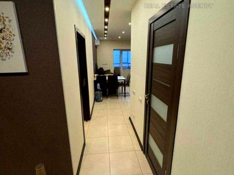 квартира за адресою Патріарха Мстислава Скрипника вул., 48-А