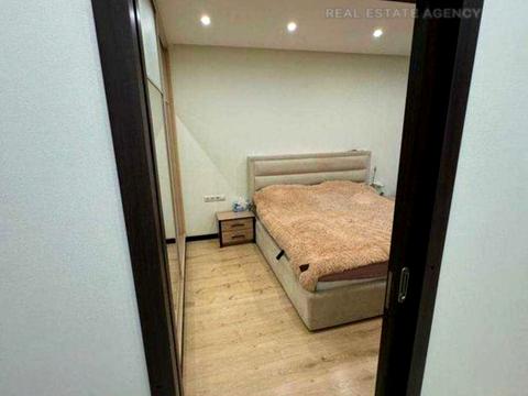 квартира за адресою Патріарха Мстислава Скрипника вул., 48-А