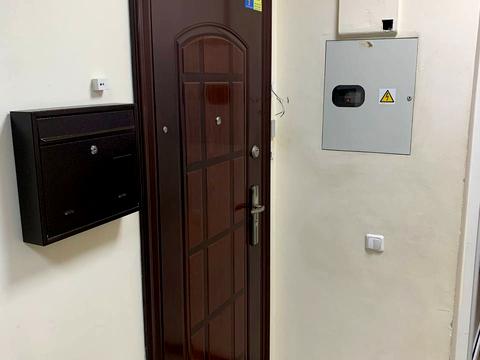 комерційна за адресою Хорива вул., 1А