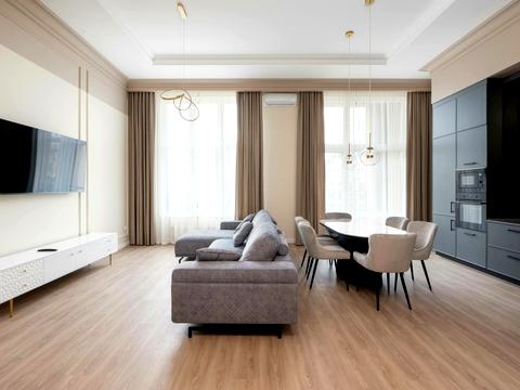 квартира за адресою Київ, Михайла Бойчука вул. (Кіквідзе), 19-А