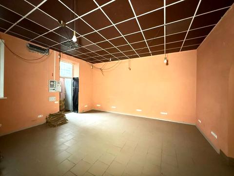 комерційна за адресою Академіка Амосова вул., 22