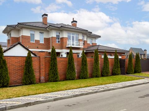 будинок за адресою с. Петропавлівська борщагівка, Харківська вул.