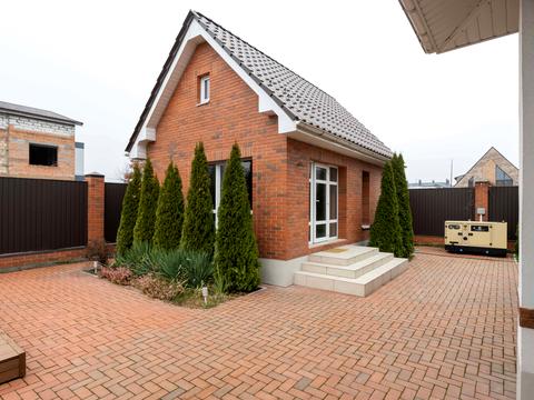 будинок за адресою с. Петропавлівська борщагівка, Харківська вул.