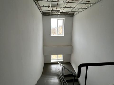 комерційна за адресою Лісова вул. (Пархоменка), 1