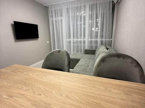 квартира за адресою Віктора Некрасова вул. (Північно-Сирецька), 6