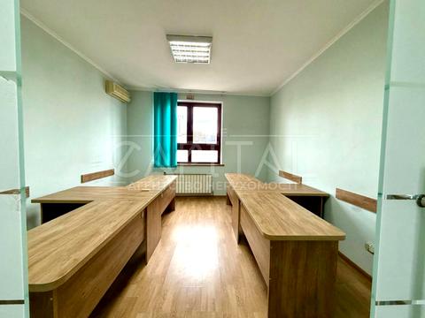 комерційна за адресою Київ, Шота Руставелі вул., 44