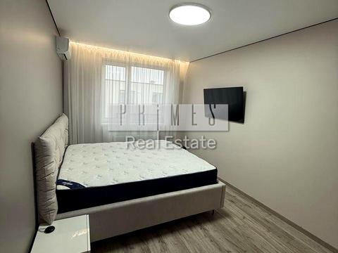 дом по адресу Леоніда Каденюка ул.