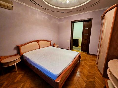 квартира за адресою майдан Конституції пл., 2/2