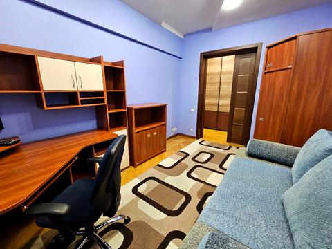 квартира за адресою майдан Конституції пл., 2/2