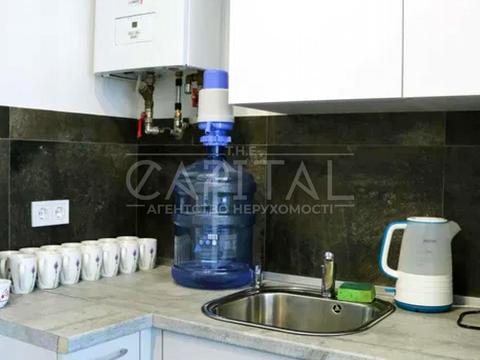 комерційна за адресою Київ, Соборності просп. (Возз'єднання), 30-А