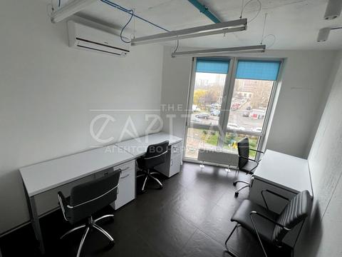 комерційна за адресою Київ, Соборності просп. (Возз'єднання), 30-А