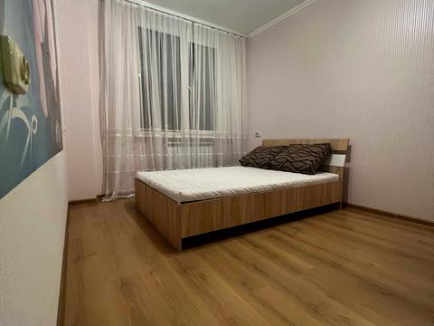 квартира за адресою Євгена Чикаленка вул., 43