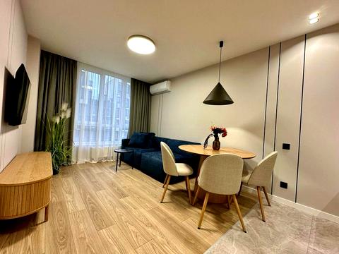 квартира за адресою Салютна вул., 2к24