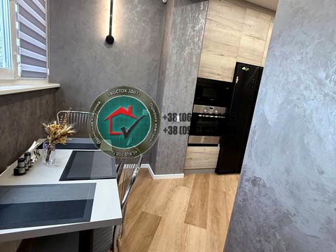 квартира за адресою Черновський пров. (Володарського), 1-А