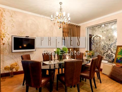 будинок за адресою Грушевського вул.