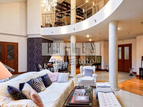 будинок за адресою Грушевського вул.