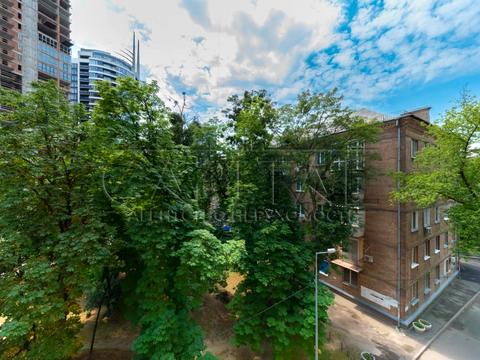 комерційна за адресою Київ, Саперне Поле вул., 31