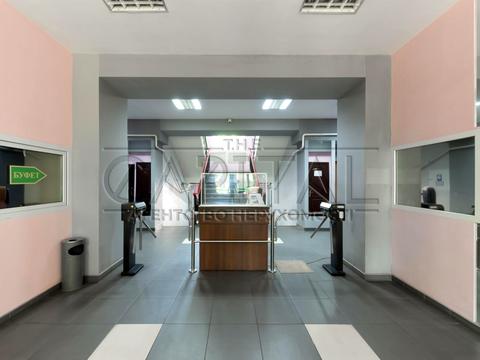 комерційна за адресою Київ, Саперне Поле вул., 31