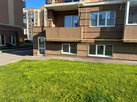 комерційна за адресою Метрологічна вул., 25