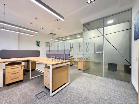 комерційна за адресою Спортивна пл., 3