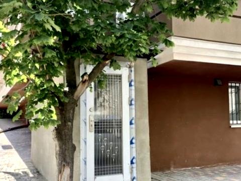 коммерческая по адресу Мира просп. (Леніна), 1