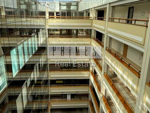 комерційна за адресою Богдана Хмельницького вул., 17/52а