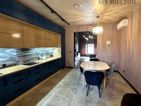 дом по адресу Центральна, 30