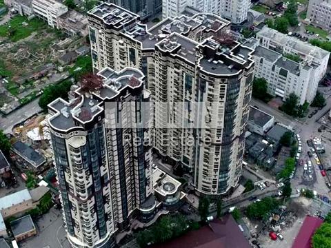 комерційна за адресою Василя Тютюнника вул. (Анрі Барбюса), 37/1