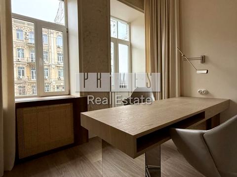 комерційна за адресою Київ, Саксаганського вул., 33-35