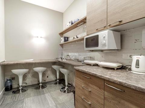 комерційна за адресою Січових Стрільців вул. (Артема), 84-А