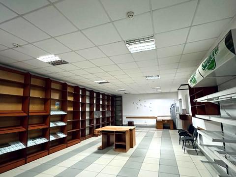 комерційна за адресою мухи, 2