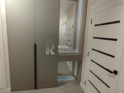 квартира за адресою Київ, Дніпровська набережна вул., 18-А