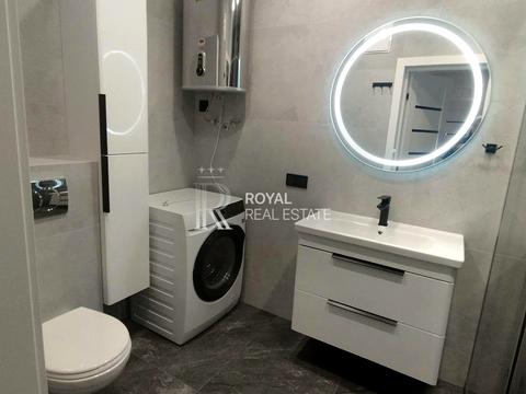 квартира за адресою Київ, Дніпровська набережна вул., 18-А