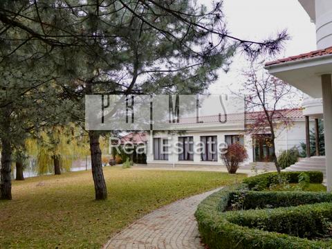 будинок за адресою Лугова вул.