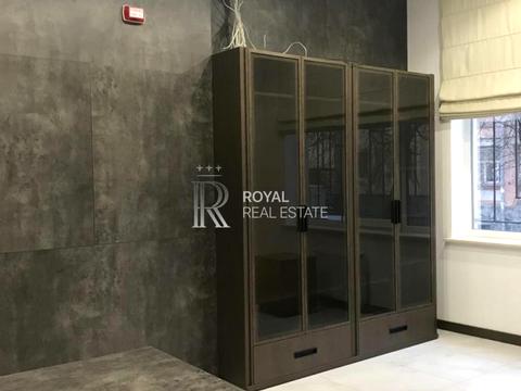 комерційна за адресою Полтавська вул., 10