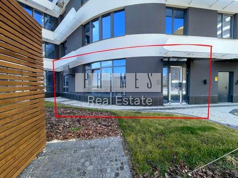 комерційна за адресою Воскресенська вул., 2а