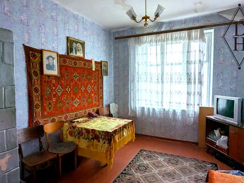 квартира за адресою Академіка Глушкова вул., 52