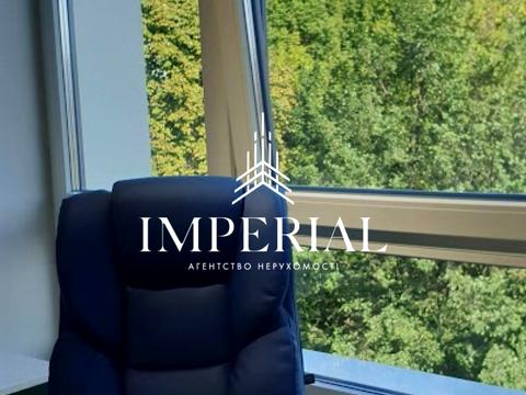 комерційна за адресою Жилянська вул., 68