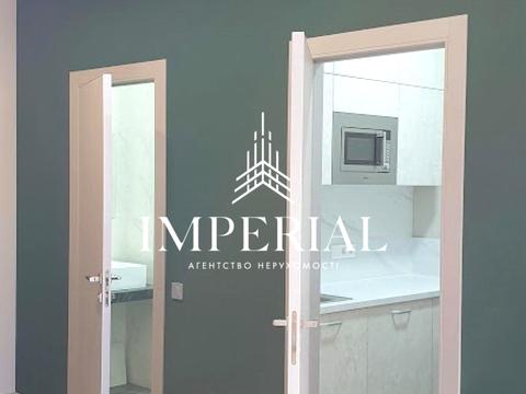 комерційна за адресою Жилянська вул., 68