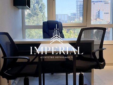 комерційна за адресою Жилянська вул., 68