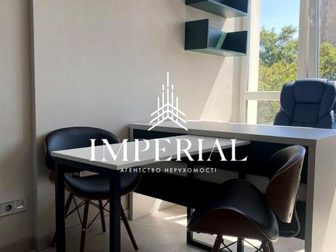 комерційна за адресою Жилянська вул., 68