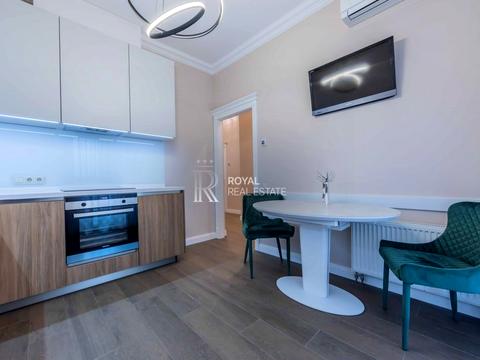 квартира за адресою Джона Маккейна вул. (Івана Кудрі), 7