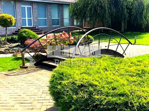 будинок за адресою Антонова вул.