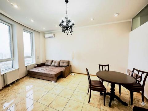 квартира за адресою Миколи Міхновського бульв. (Дружби народів), 14-16