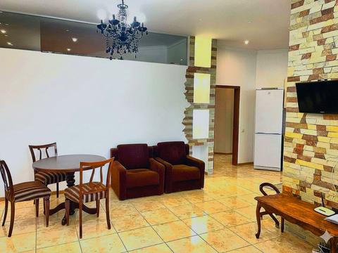 квартира за адресою Миколи Міхновського бульв. (Дружби народів), 14-16