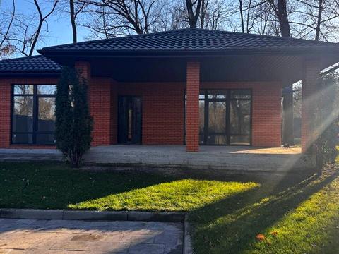 дом по адресу Університетська