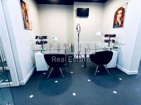 комерційна за адресою Вишгородська вул., 45-Г