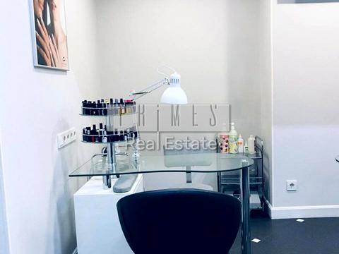 комерційна за адресою Вишгородська вул., 45-Г