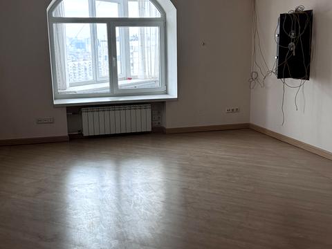 квартира за адресою Київ, Володимира Івасюка просп. (Героїв Сталінграду), 22